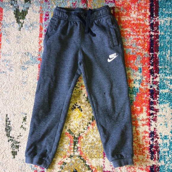Nike Other - 🧜🏼‍♀️ 3 for $15 item! 🧜🏼‍♀️ Nike joggers